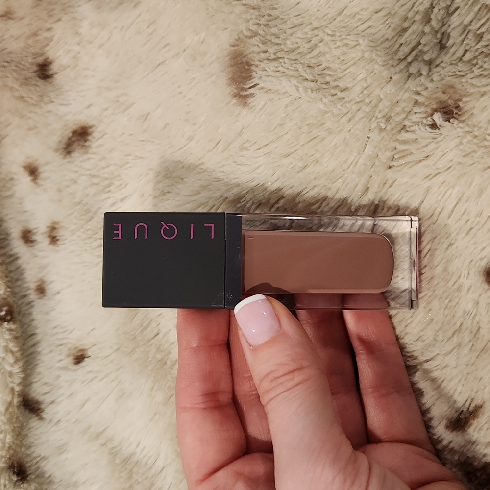 Lique Matte Liquid Lip Cashmere
